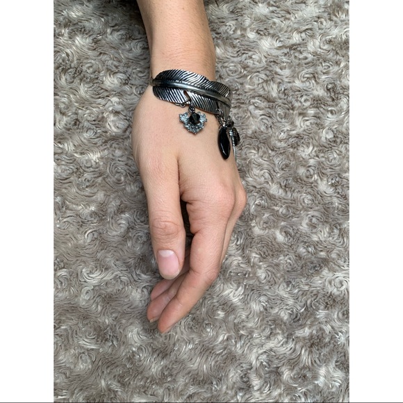 Zuka Feather Bangle Bracelet - Picture 2 of 5